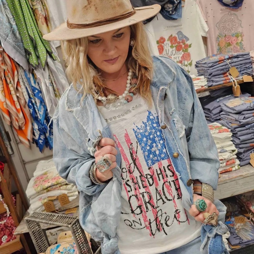 Women's White Graphic Long Sleeve Tee - Casual Americana Style